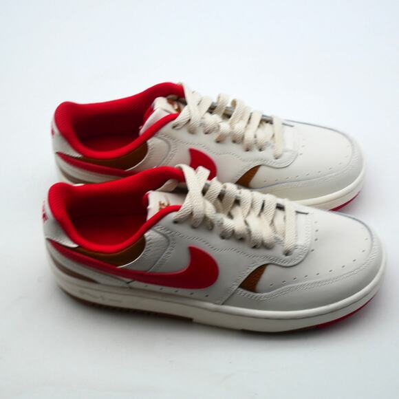 NEW Nike Women's 7  Gamma Force Sneakers Shoes White Red DX9176-004 - Picture 8 of 10